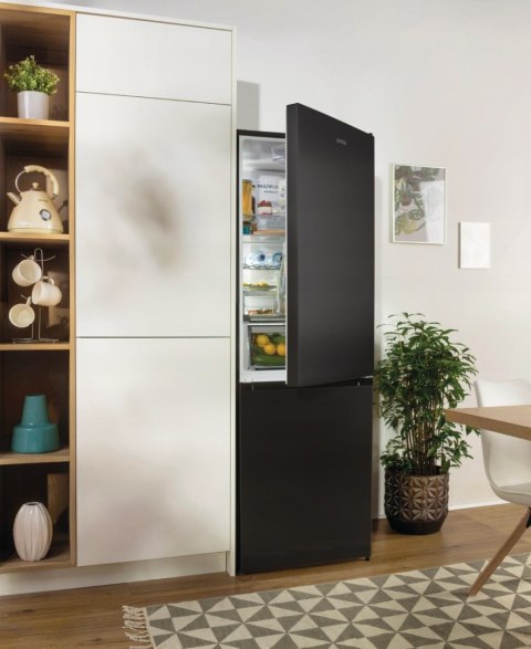 LODÓWKA GORENJE RK4161PS4 161CM INOX 255L LED