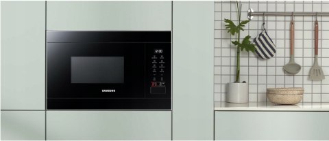 KUCHENKA MIKROFALOWA SAMSUNG MS22M8254AK 22 L