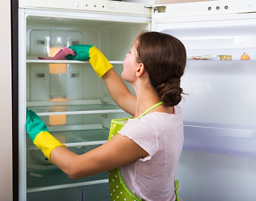Jak zadbać o chłodziarkę (lodówkę) jak czyścić i czym myć?